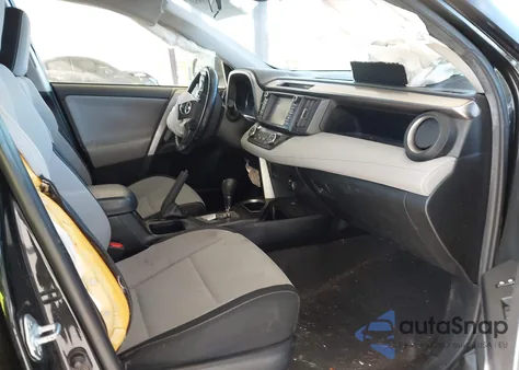 2017 Toyota Rav4 Hybrid Xle из США, поврежденный, VIN JTMRJREV5HD113699